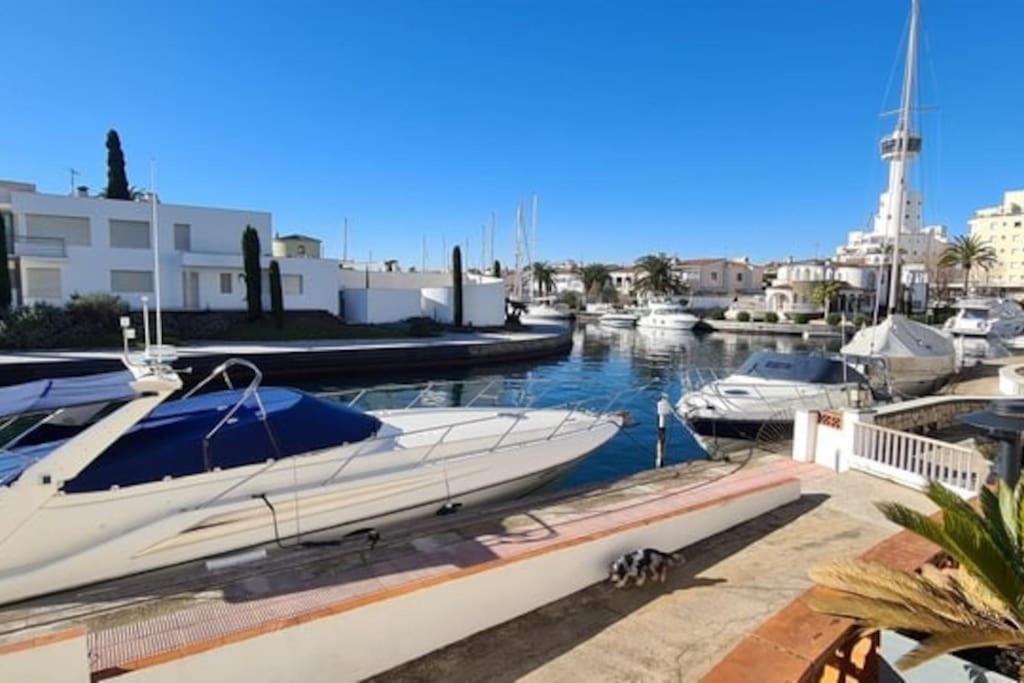 Appartement Terrasse Emplacement N° 1 Empuriabrava Exteriör bild